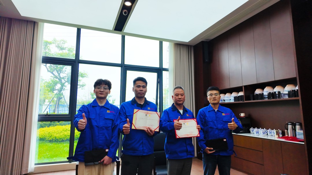 浙江萬豪空間結構集團有限公司隆重舉行“匠心傳承·共筑未來”師徒大會！